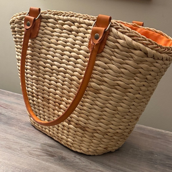 Chic Woven Tan and Orange woven Rattan Bag - Picture 5 of 7